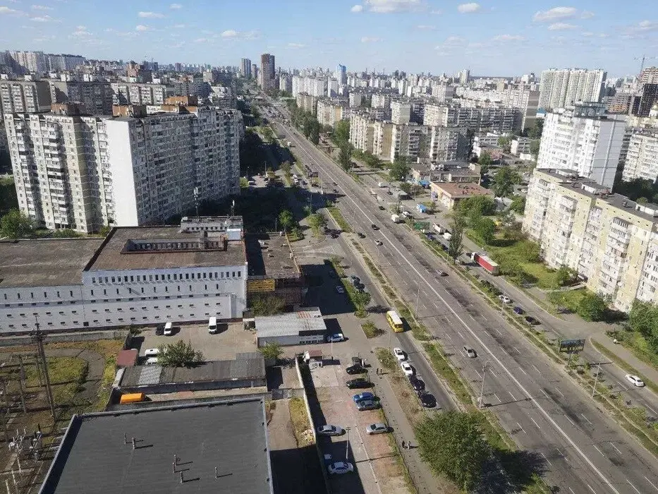 Фото Selling a 3-room apartment, 83 sq.m., Revutskoho Street 40 Kyiv, price: 90000 $, code 3048