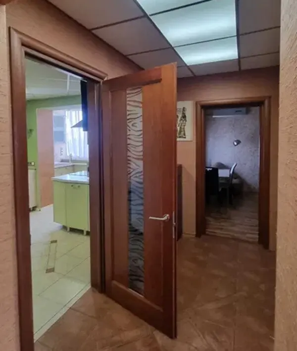 Фото Продаю 4 кімнатну квартиру, 90 кв. м, Лариси Руденко вул. 10г Київ, ціна: 105000 $, код 3053