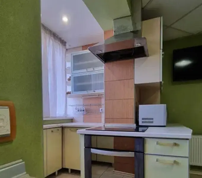 Фото Продаю 4 кімнатну квартиру, 90 кв. м, Лариси Руденко вул. 10г Київ, ціна: 105000 $, код 3053