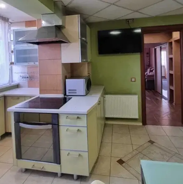 Фото Продаю 4 кімнатну квартиру, 90 кв. м, Лариси Руденко вул. 10г Київ, ціна: 105000 $, код 3053