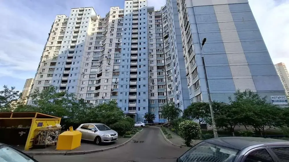 Фото Снять 1-комнатную квартиру, Драгоманова ул.  Киев в долгосрочную аренду, цена: 14000 грн, код 3056