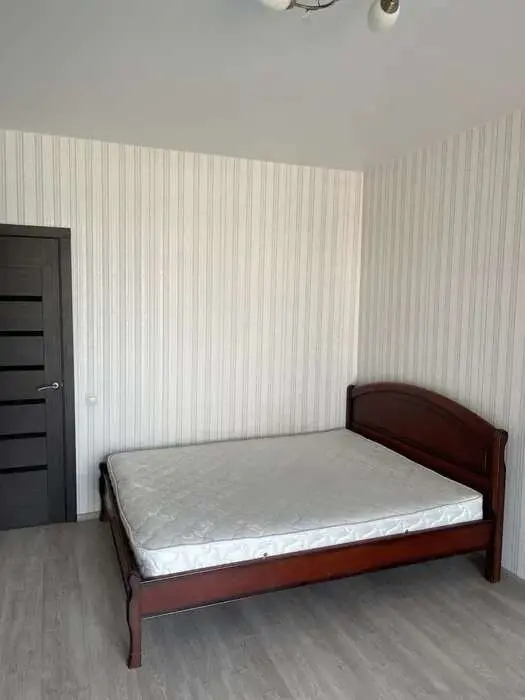 Фото Rent a 1-room apartment, Dragomanova Street 2 Kyiv for long-term rent, price: 16800 грн, code 3058