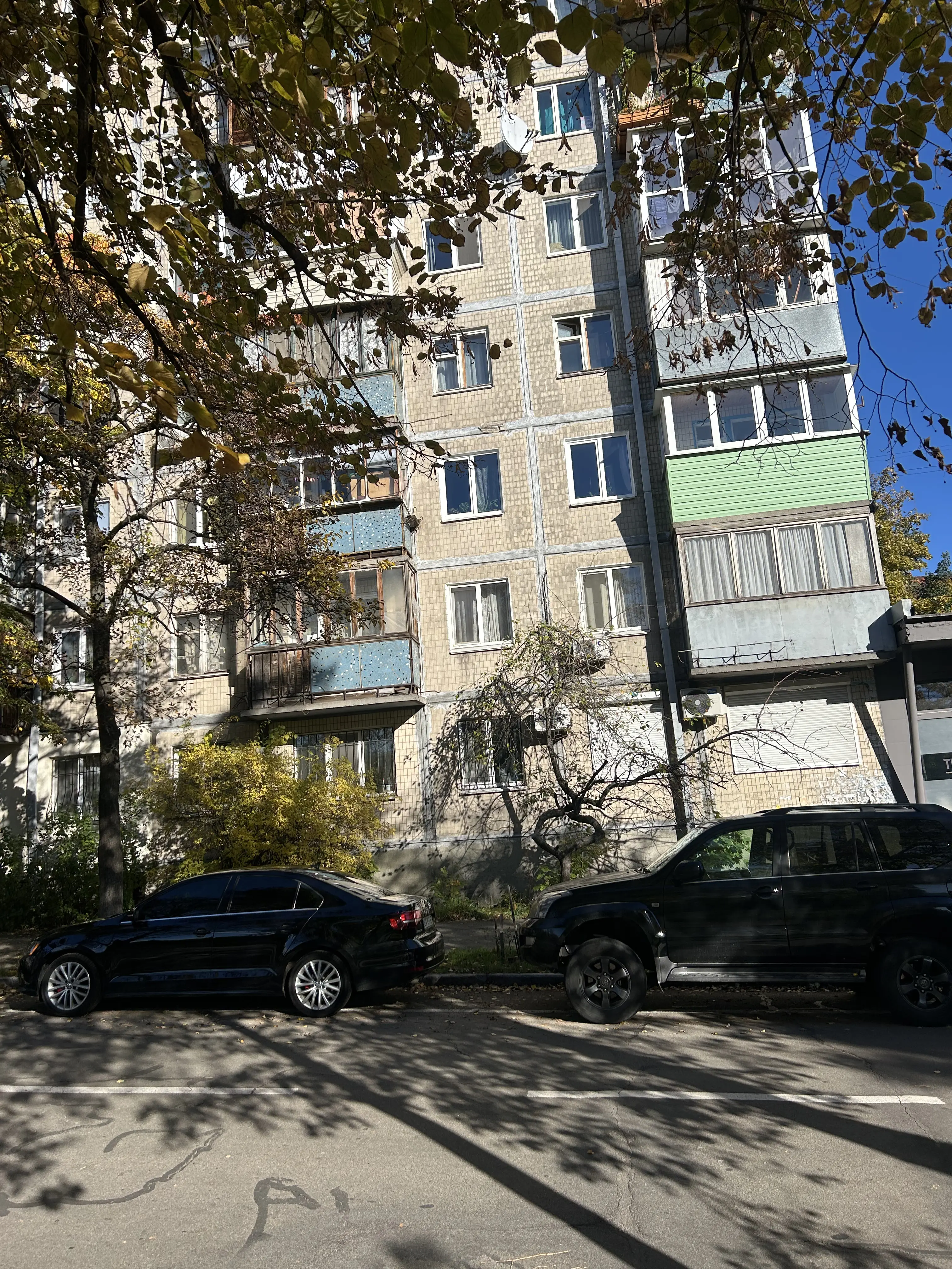 Фото Снять 3-комнатную квартиру, Генерала Геннадия Воробьёва ул. (Курская) 16 Киев в долгосрочную аренду, цена: 15000 UAH, код 3070