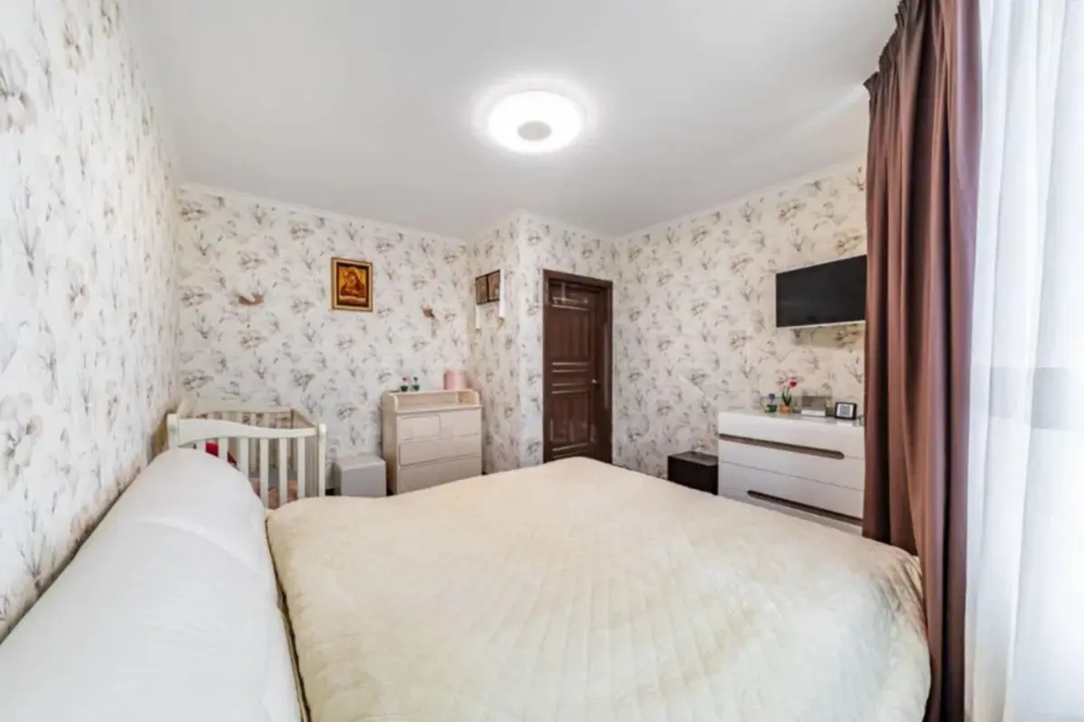 Фото Selling a 3-room apartment, 97 sq.m., Nauky Avenue 80а/73 Kyiv, price: 145000 $, code 3071