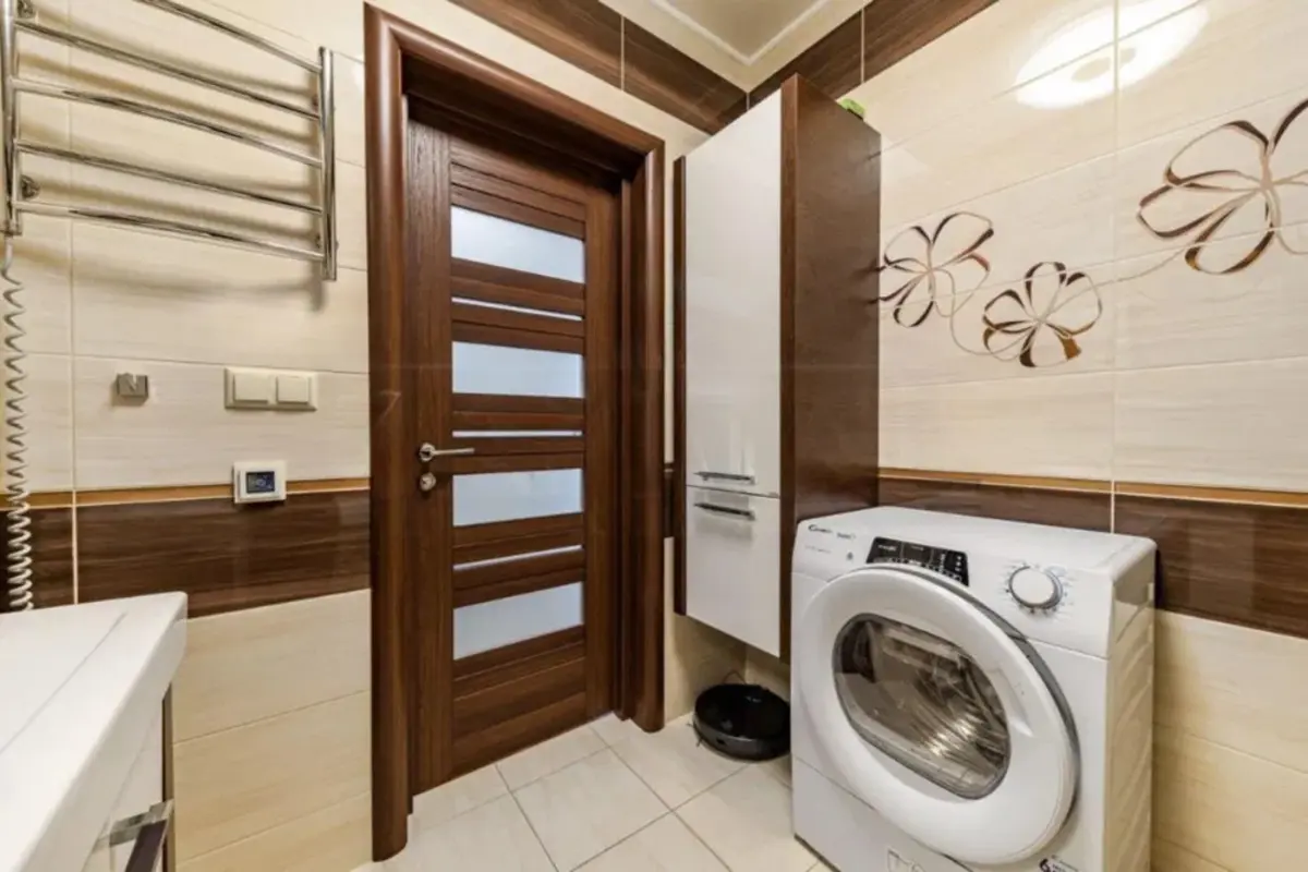 Фото Selling a 3-room apartment, 97 sq.m., Nauky Avenue 80а/73 Kyiv, price: 145000 $, code 3071