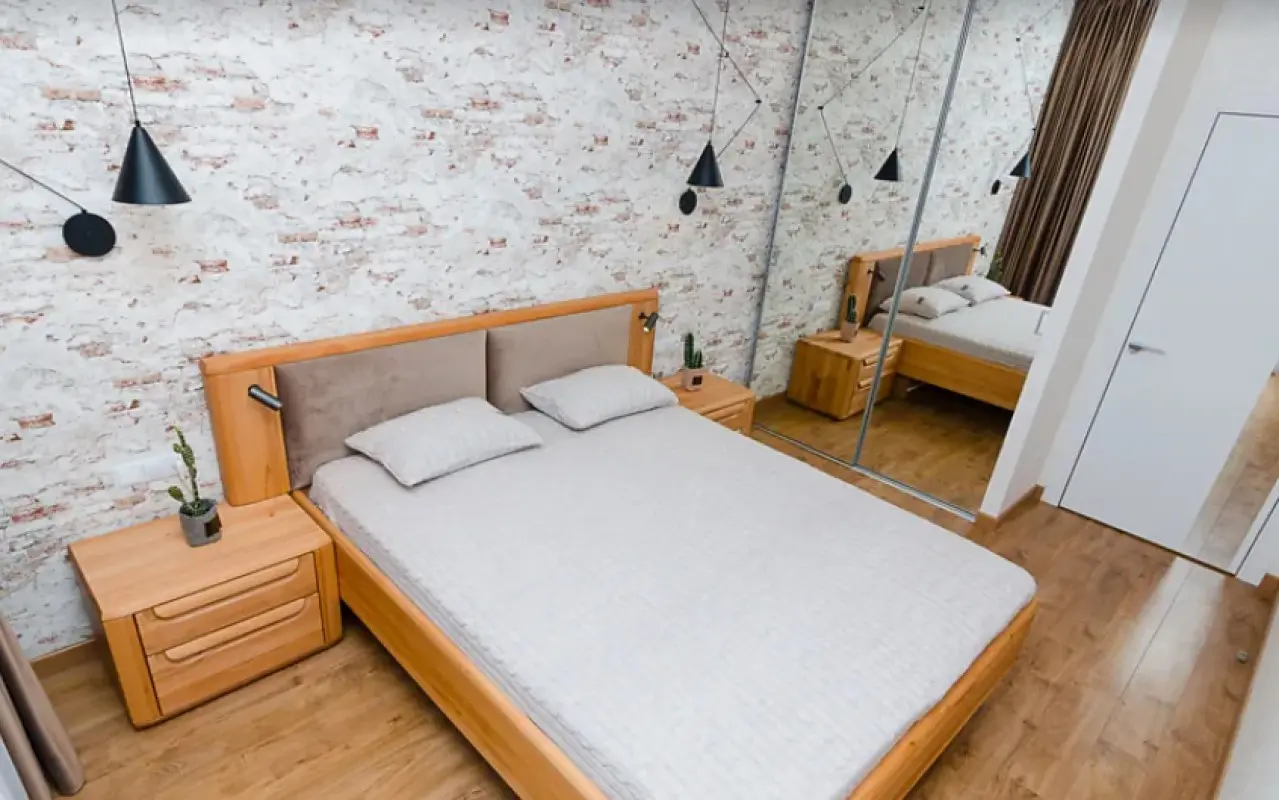 Фото Продаю 1-комнатную квартиру, 50 кв. м, Сапёрное Поле ул. 14/55 Киев, цена: 165000 $, код 3075