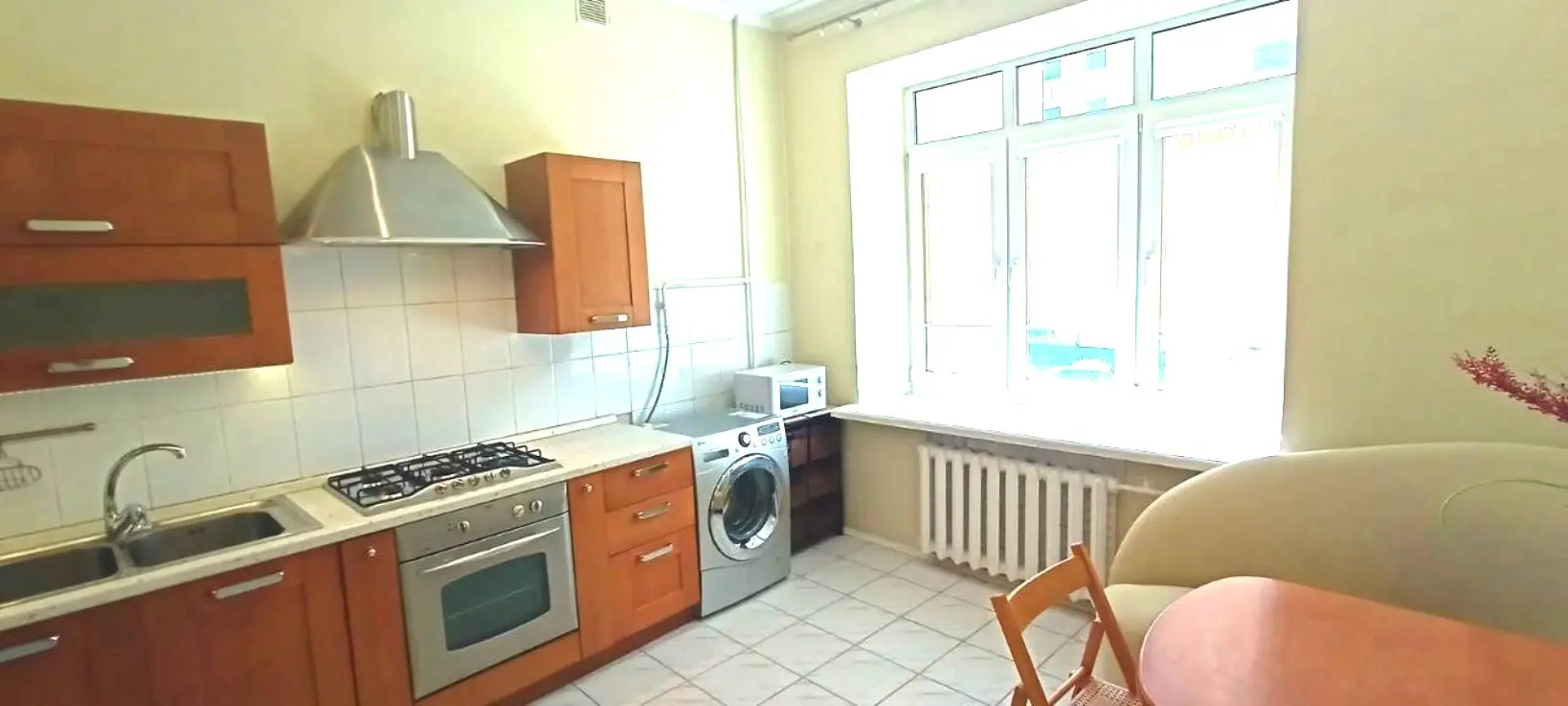 Фото Продаю 2-комнатную квартиру, 52 кв. м, Олександра Кониського ул. (Тургеневская) 35а Киев, цена: 135000 $, код 3088