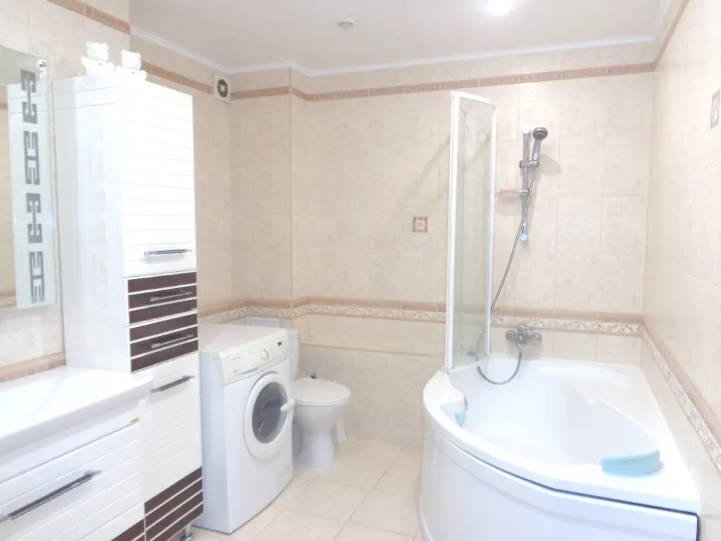 Фото Продаю 3-комнатную квартиру, 81 кв. м, Композитора Лятошинского ул. 2 Киев, цена: 95000 $, код 3089