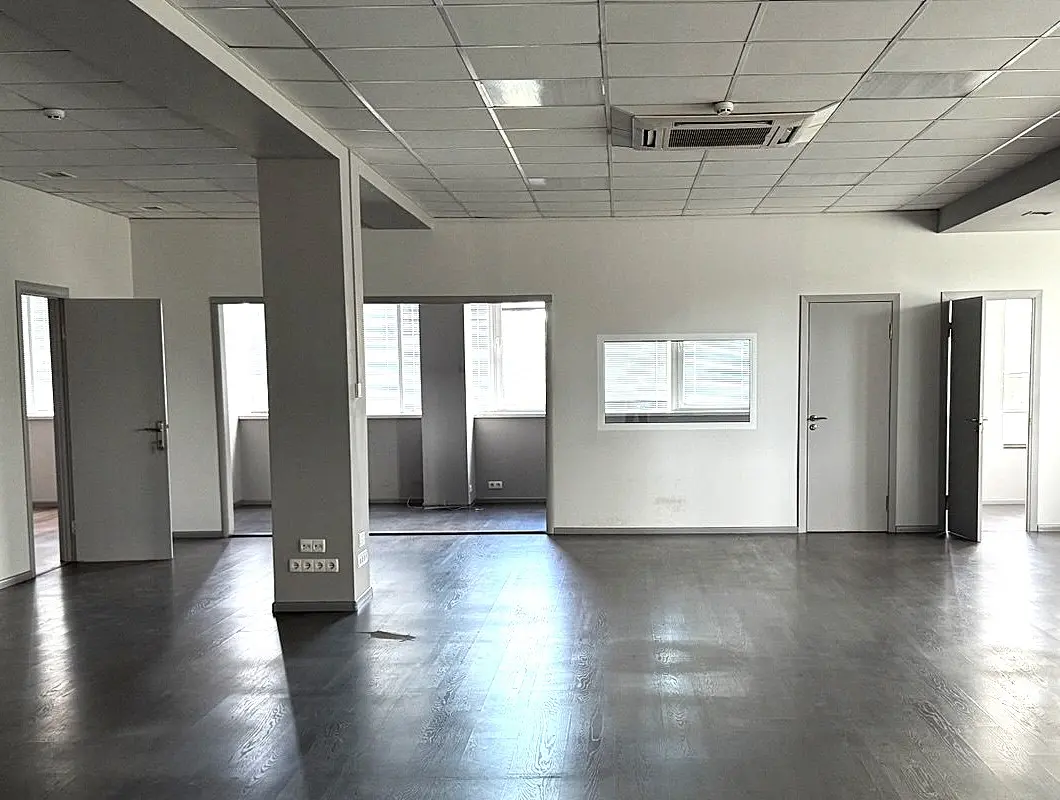 Фото Арендовать офис, Дарницкий бульв. 5 Киев в долгосрочную аренду, цена: 60000 UAH, код 3099