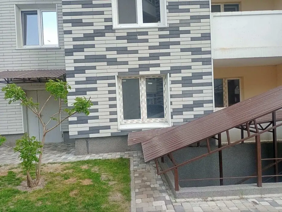 Фото Rent an office, Revutskoho Street 54 Kyiv for long-term rent, price: 34000 грн, code 3100