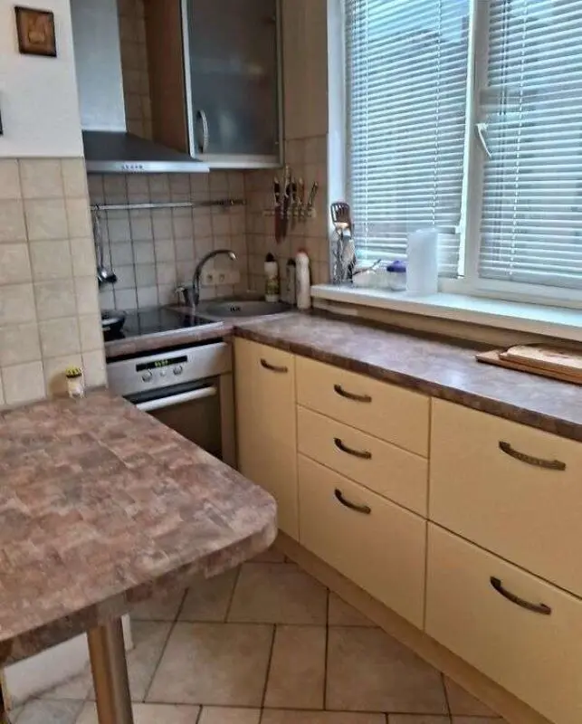 Фото Зняти 1 кімнатну квартиру, Вишняківська вул. 17 Київ в довгострокову оренду, ціна: 1700 грн, код 3101