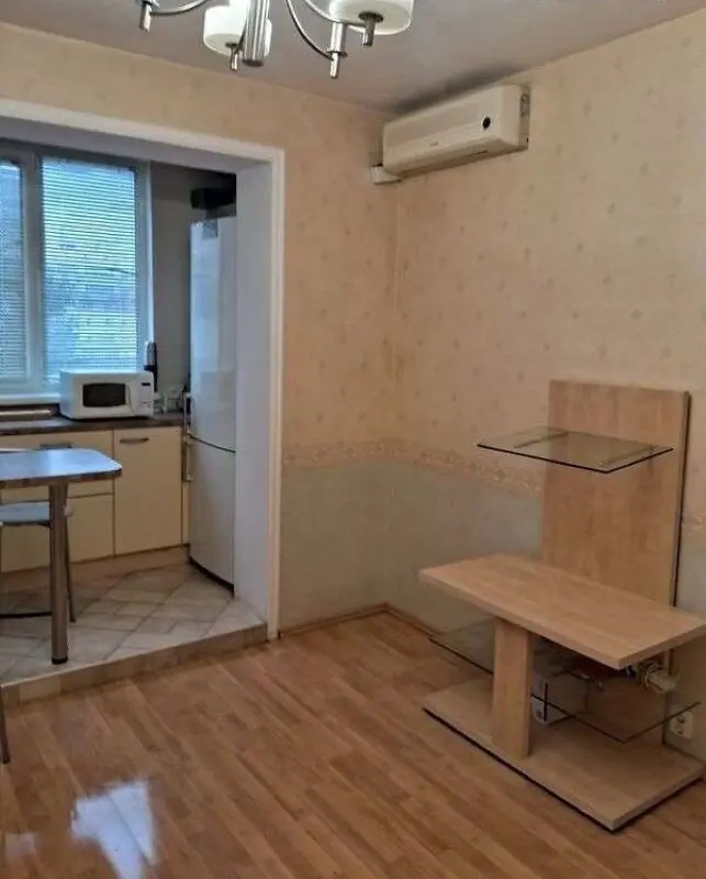 Фото Зняти 1 кімнатну квартиру, Вишняківська вул. 17 Київ в довгострокову оренду, ціна: 1700 грн, код 3101