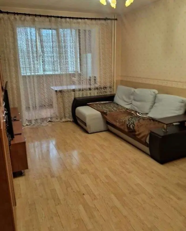 Фото Зняти 1 кімнатну квартиру, Вишняківська вул. 17 Київ в довгострокову оренду, ціна: 1700 грн, код 3101