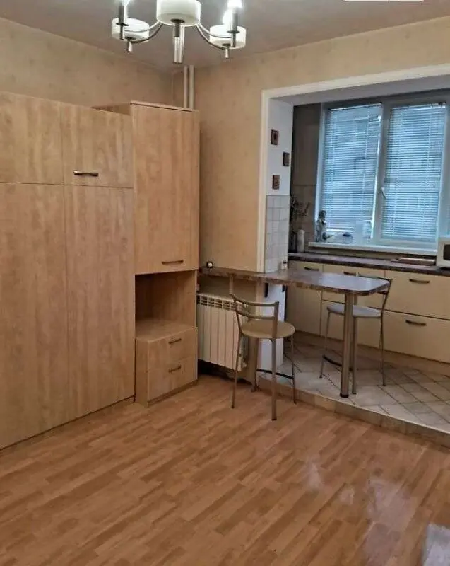 Фото Зняти 1 кімнатну квартиру, Вишняківська вул. 17 Київ в довгострокову оренду, ціна: 1700 грн, код 3101