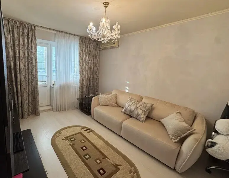 Фото Продаю 3 кімнатну квартиру, 81 кв. м, Анни Ахматової вул. 15 Київ, ціна: 99000 $, код 3102