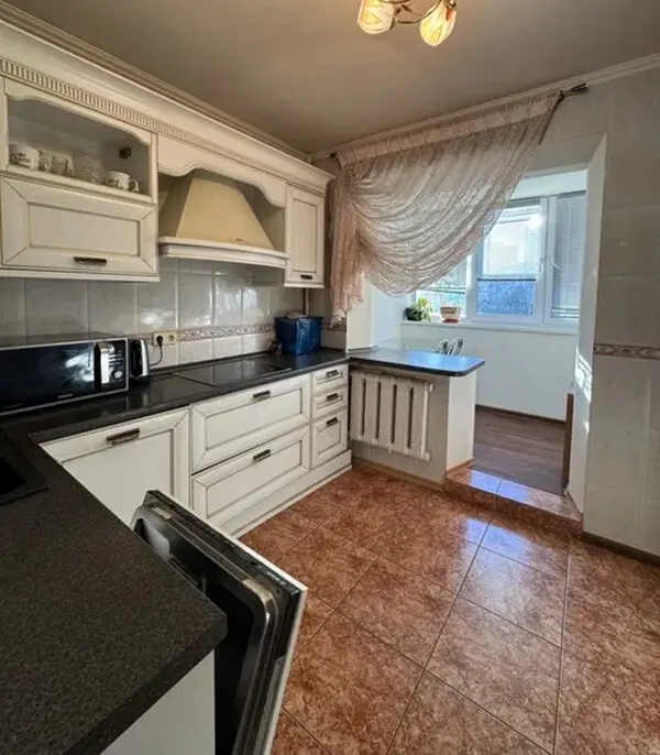 Фото Продаю 3 кімнатну квартиру, 81 кв. м, Анни Ахматової вул. 15 Київ, ціна: 99000 $, код 3102