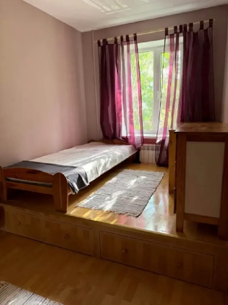 Фото Зняти 3 кімнатну квартиру, Юрія Литвинського вул. (Російська) 39 Київ в довгострокову оренду, ціна: 18000 грн, код 3106