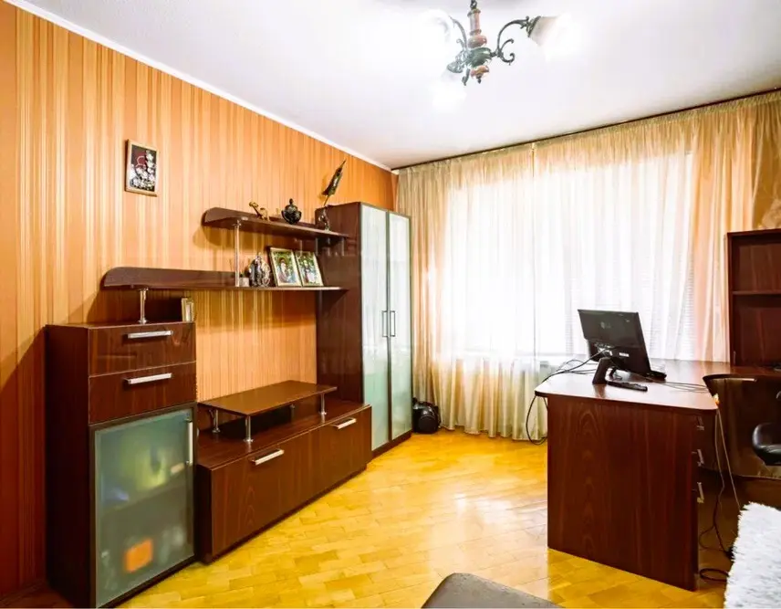 Фото Продаю 3 кімнатну квартиру, 95 кв. м, Драгоманова вул. 44а Київ, ціна: 124000 $, код 3107
