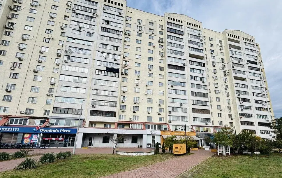 Фото Продаю 3 кімнатну квартиру, 95 кв. м, Драгоманова вул. 44а Київ, ціна: 124000 $, код 3107