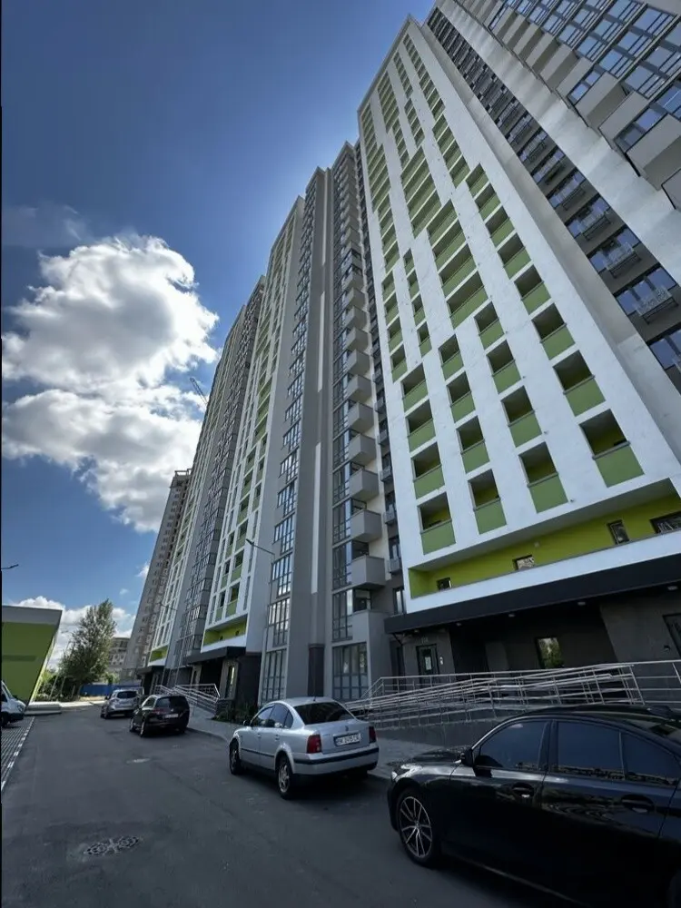 Фото Selling a 1-room apartment, 37 sq.m., Arkhitektora Verbytskoho Street 1 Kyiv, price: 55000 $, code 3109