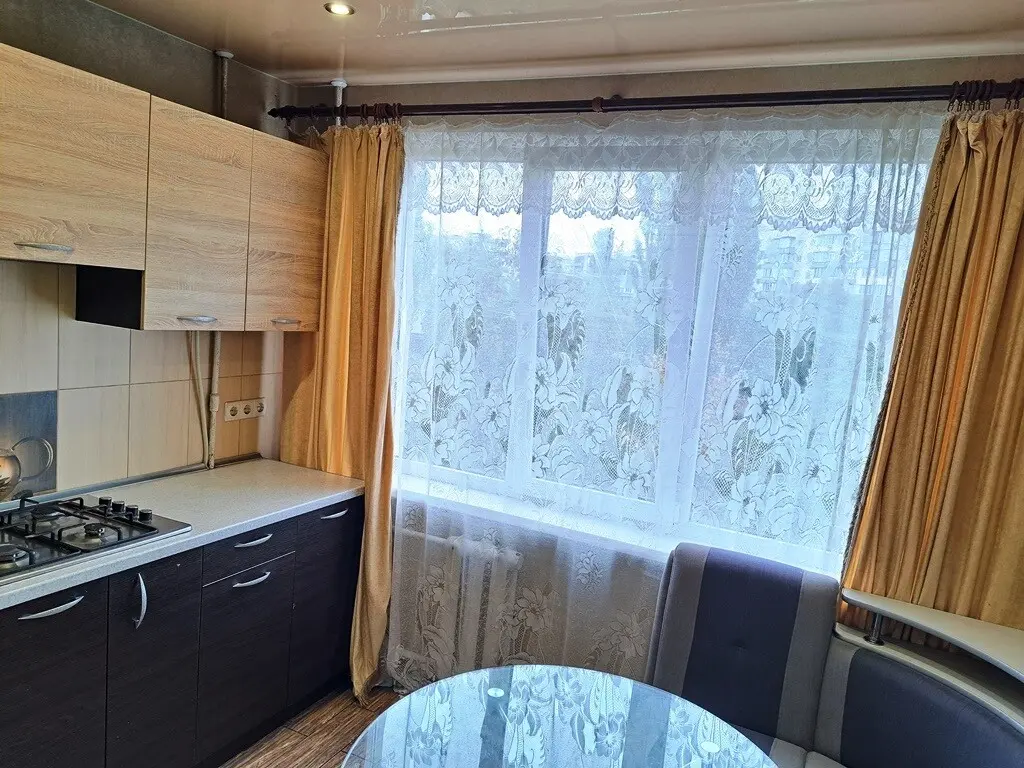 Фото Зняти 1 кімнатну квартиру, Анатолія Солов'яненка вул. (Олександра Бойченка) 8 Київ в довгострокову оренду, ціна: 14000 грн, код 3117