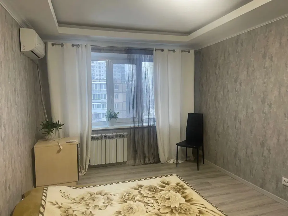 Фото Продаю 3-комнатную квартиру, 70 кв. м, Зодчих ул. 36 Киев, цена: 87000 $, код 3126