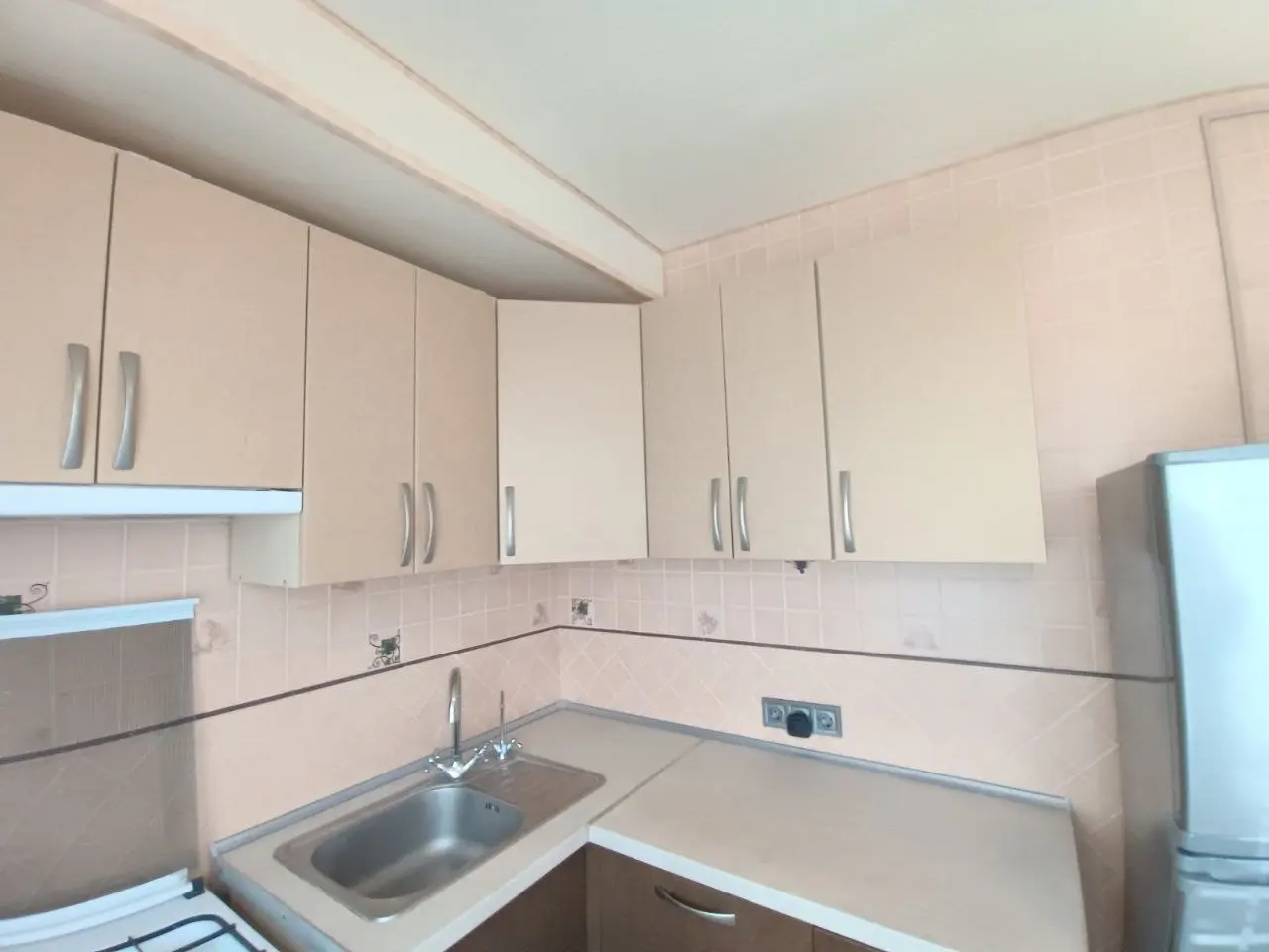 Фото Selling a 3-room apartment, 61.5 sq.m., Voskresenskyi Avenue (Perova Boulevard) 40Б Kyiv, price: 56000 $, code 2495