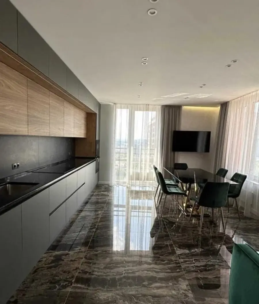 Фото Продаю 3 кімнатну квартиру, 83 кв. м, Дніпровська набережна 18а Київ, ціна: 230000 $, код 3129