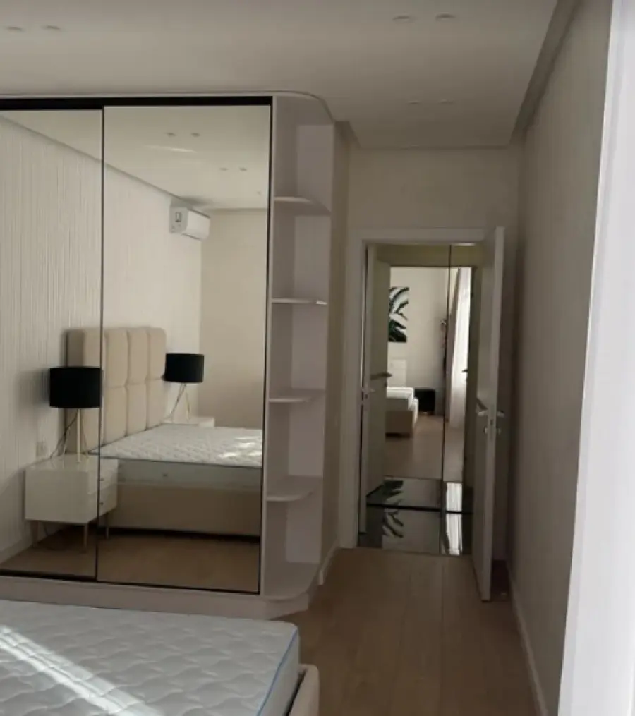 Фото Продаю 3 кімнатну квартиру, 83 кв. м, Дніпровська набережна 18а Київ, ціна: 230000 $, код 3129