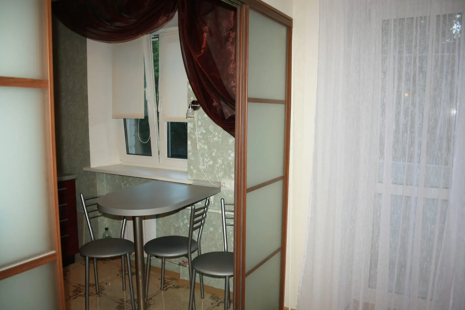 Фото Зняти 1 кімнатну квартиру, Деревлянська вул. (Якіра) 21 Київ в довгострокову оренду, ціна: 14700 UAH, код 3135