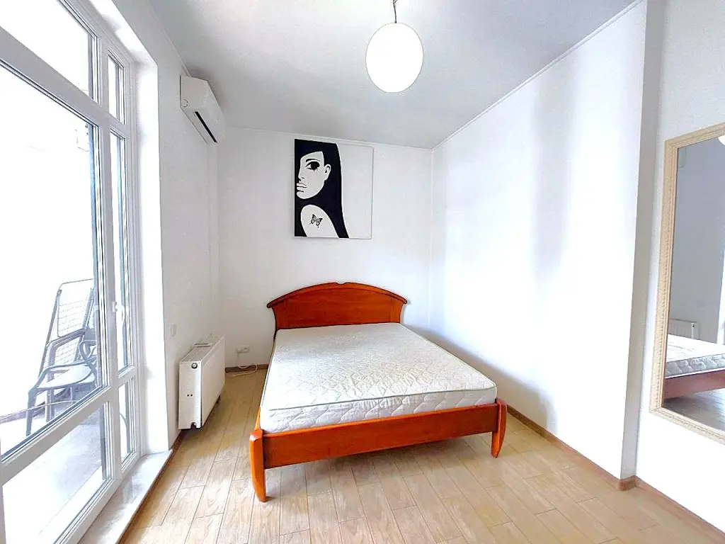 Фото Зняти 1 кімнатну квартиру, Військовий узвіз 5/1 Одеса в довгострокову оренду, ціна: 300 $, код 3136