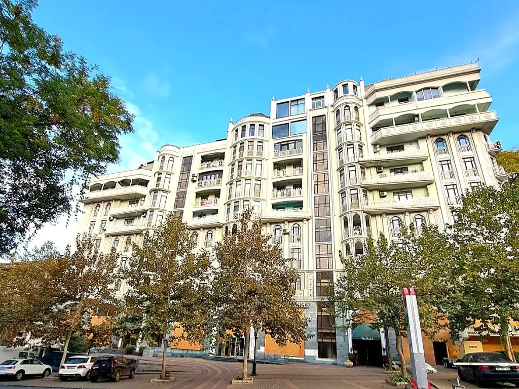 Фото Зняти 1 кімнатну квартиру, Військовий узвіз 5/1 Одеса в довгострокову оренду, ціна: 300 $, код 3136