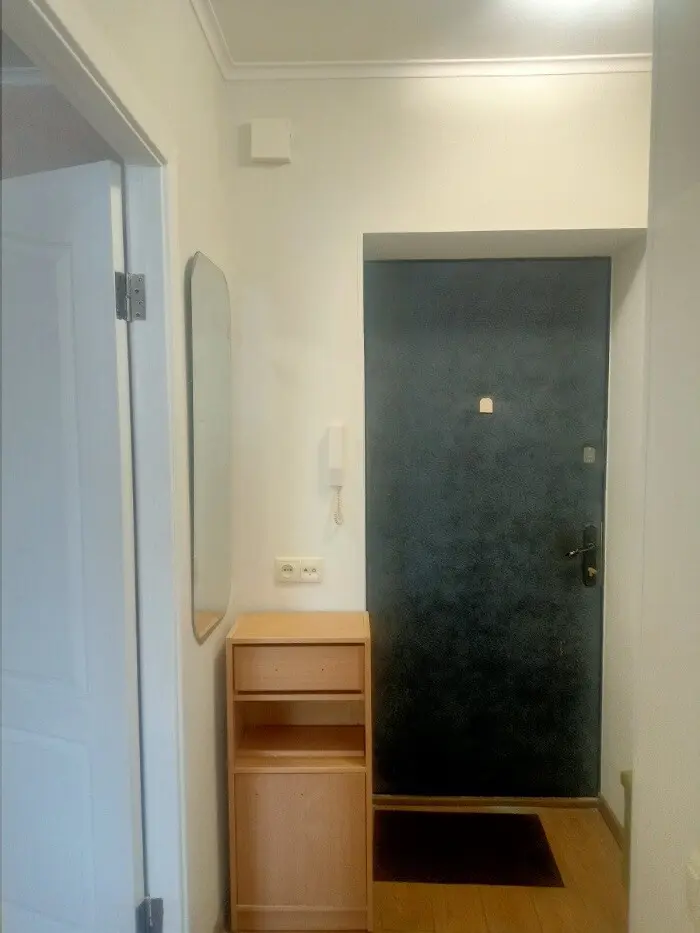 Фото Зняти 1 кімнатну квартиру, Здолбунівська вул. 1 Київ в довгострокову оренду, ціна: 11000 грн, код 3137