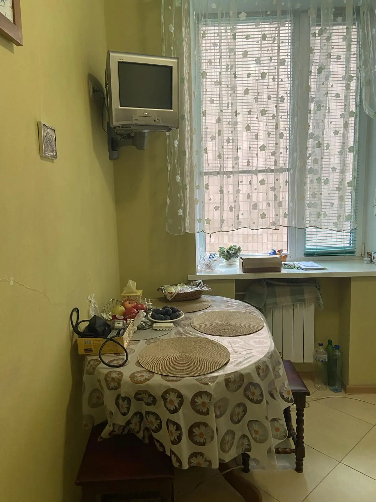 Фото Зняти 1 кімнатну квартиру, Сергія Берегового вул. (Мартиросяна) 1/8 Київ в довгострокову оренду, ціна: 6000 UAH, код 3140