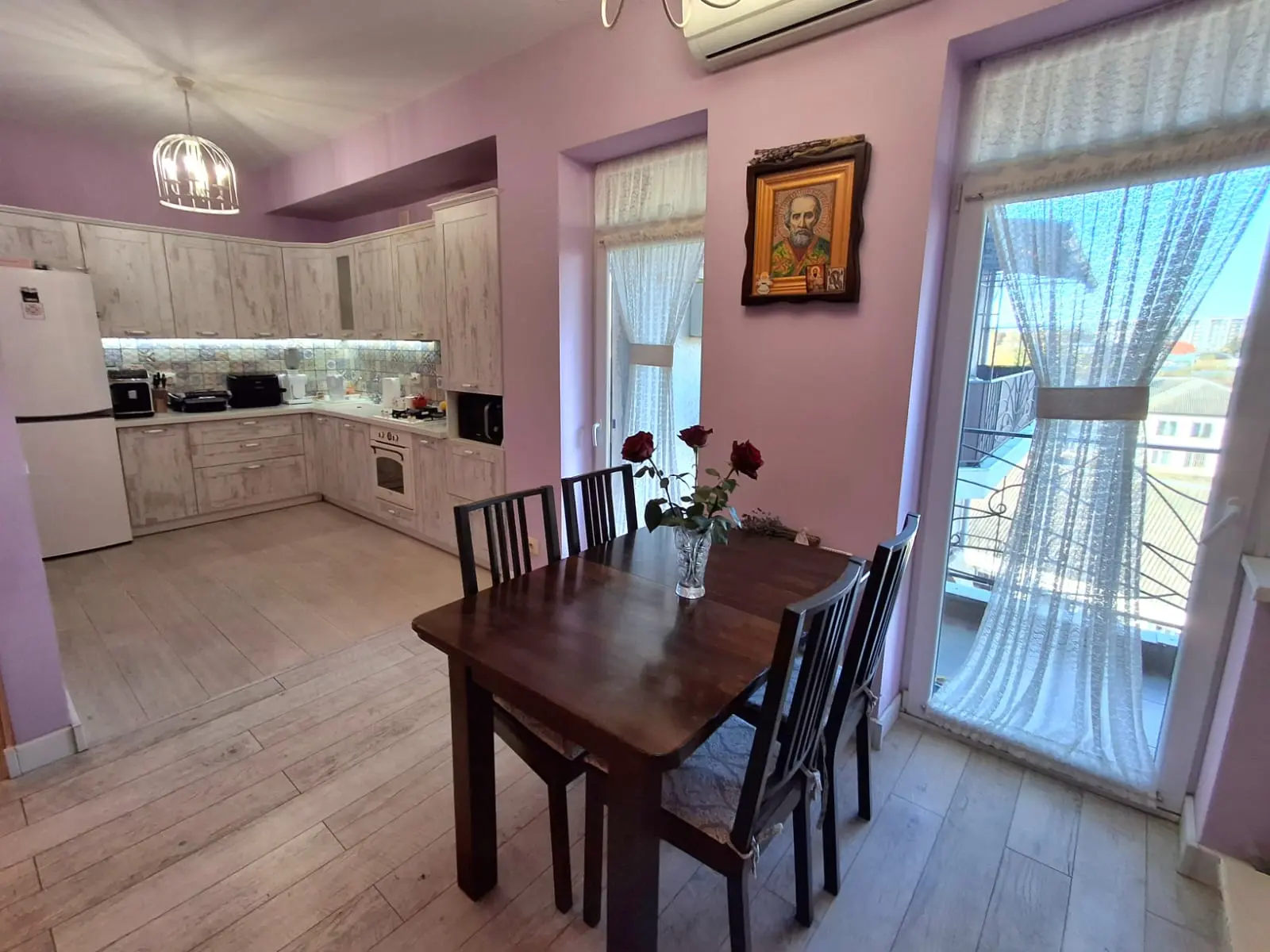 Фото Продаю 3-комнатную квартиру, 103 кв. м, Владимира Погорелова ул. 3б Ужгород, цена: 104999 $, код 2668