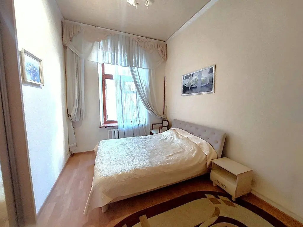 Фото Снять 3-комнатную квартиру, Дерибасовская ул. 29 Одесса в долгосрочную аренду, цена: 16000 UAH, код 3141