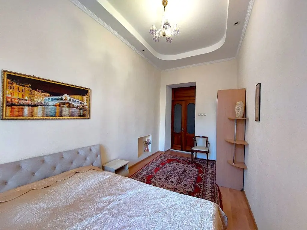 Фото Снять 3-комнатную квартиру, Дерибасовская ул. 29 Одесса в долгосрочную аренду, цена: 16000 UAH, код 3141