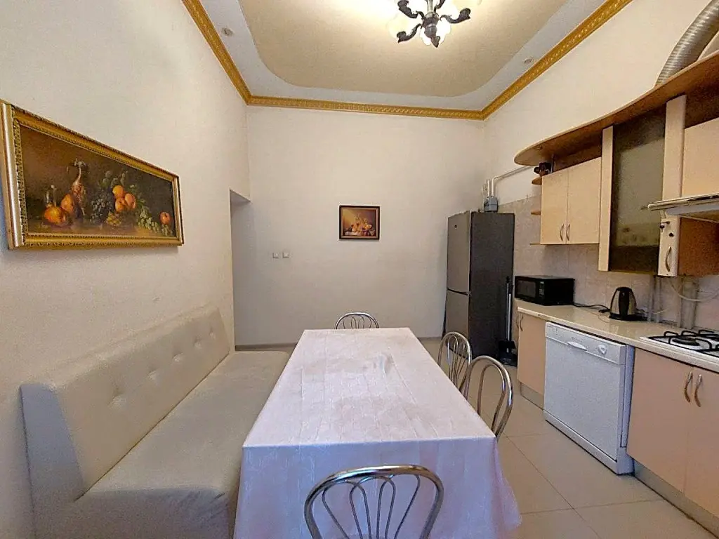 Фото Снять 3-комнатную квартиру, Дерибасовская ул. 29 Одесса в долгосрочную аренду, цена: 16000 UAH, код 3141