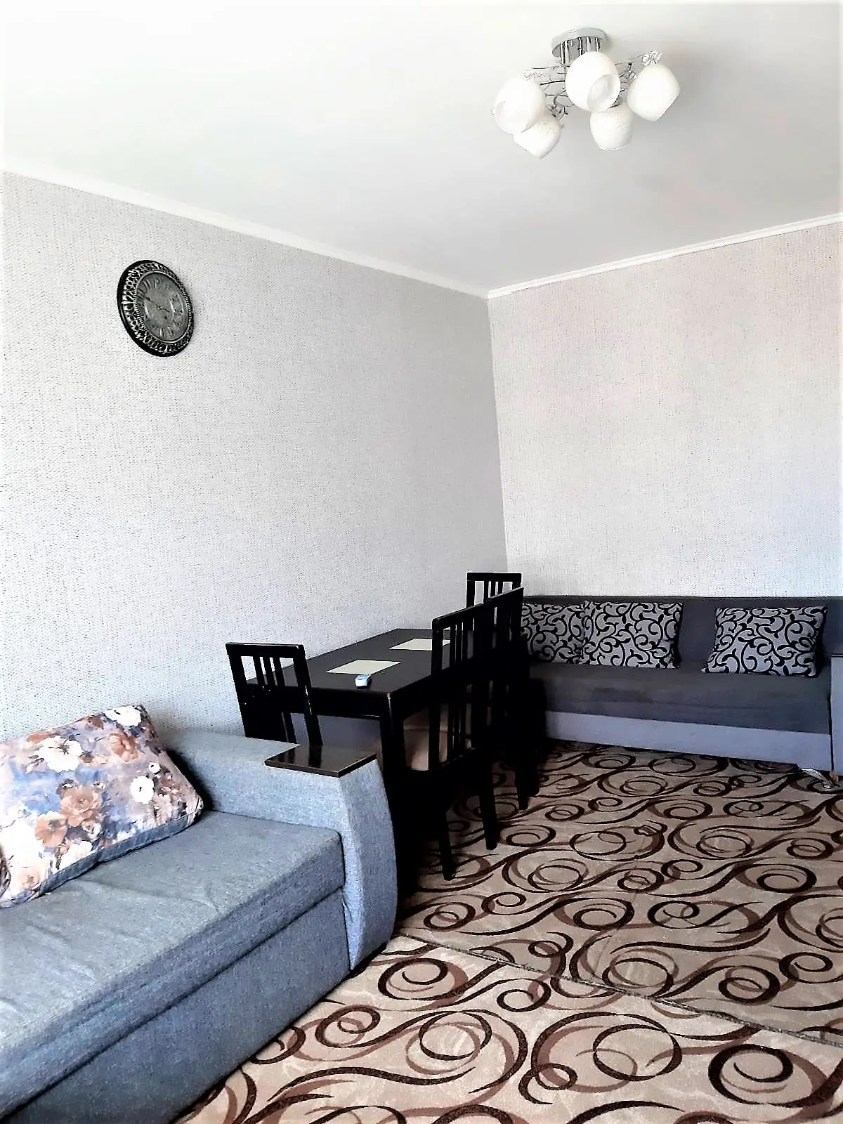 Фото Зняти 1 кімнатну квартиру, Милославська вул. 23а Київ в довгострокову оренду, ціна: 9000 UAH, код 3143