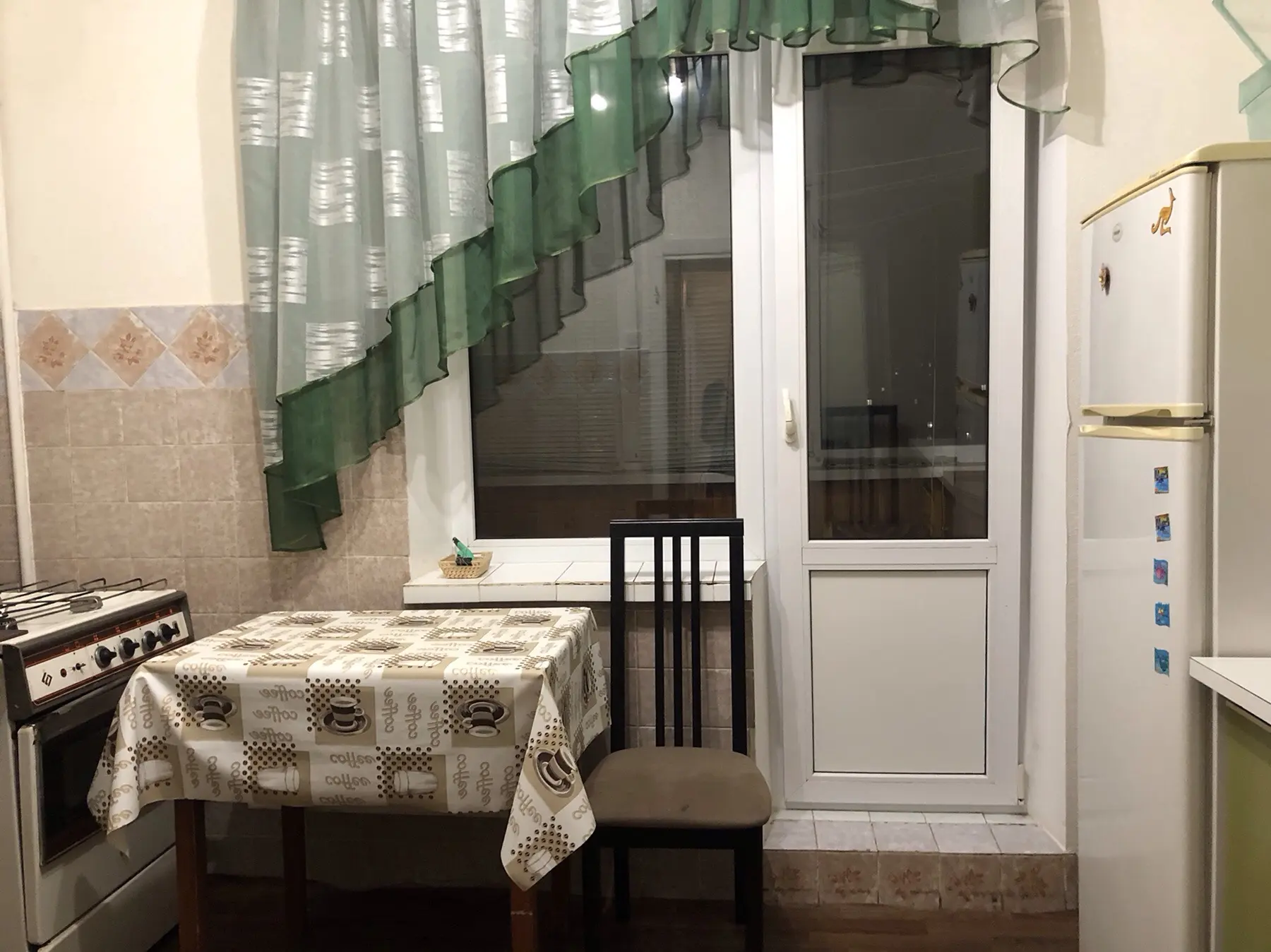 Фото Зняти 1 кімнатну квартиру, Милославська вул. 23а Київ в довгострокову оренду, ціна: 9000 UAH, код 3143