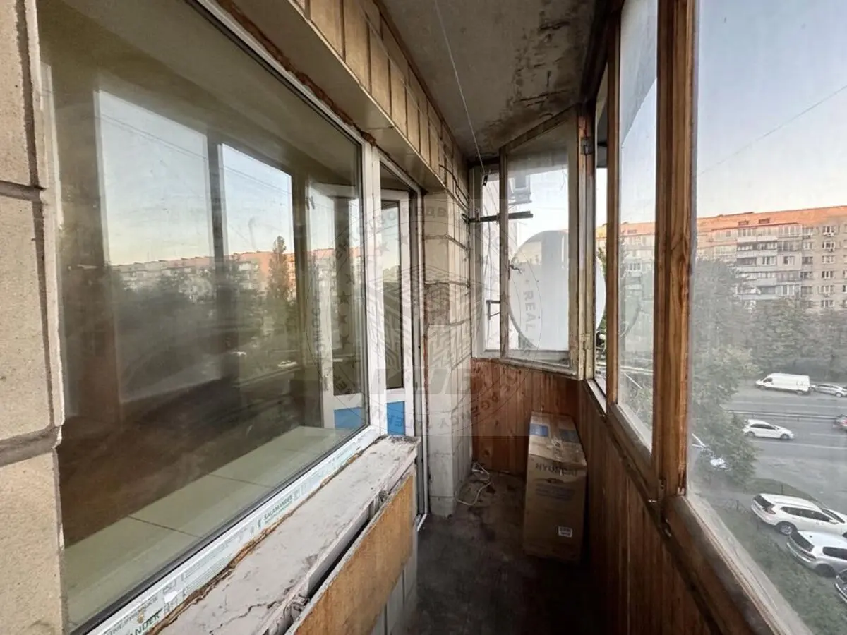 Фото Продаю 1 кімнатну квартиру, 33 кв. м, Чоколівський бульв. 19 Київ, ціна: 43000 $, код 3144