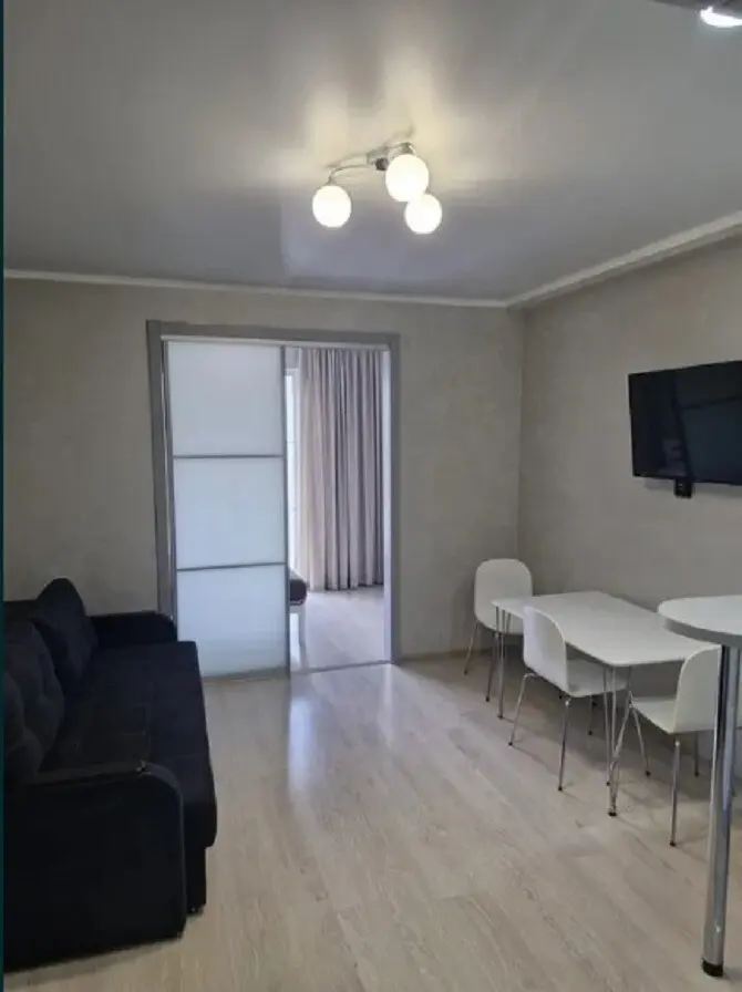 Фото Зняти 1 кімнатну квартиру, Михайла Максимовича вул. (Онуфрія Трутенка) 28б Київ в довгострокову оренду, ціна: 25000 грн, код 3147