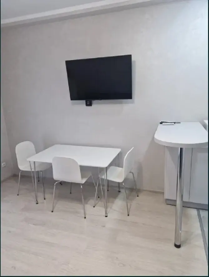 Фото Зняти 1 кімнатну квартиру, Михайла Максимовича вул. (Онуфрія Трутенка) 28б Київ в довгострокову оренду, ціна: 25000 грн, код 3147