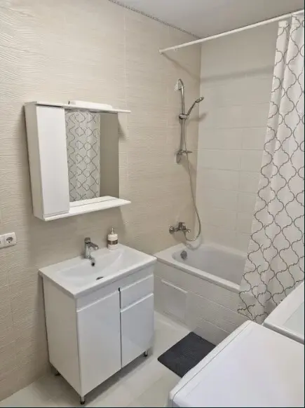 Фото Зняти 1 кімнатну квартиру, Михайла Максимовича вул. (Онуфрія Трутенка) 28б Київ в довгострокову оренду, ціна: 25000 грн, код 3147