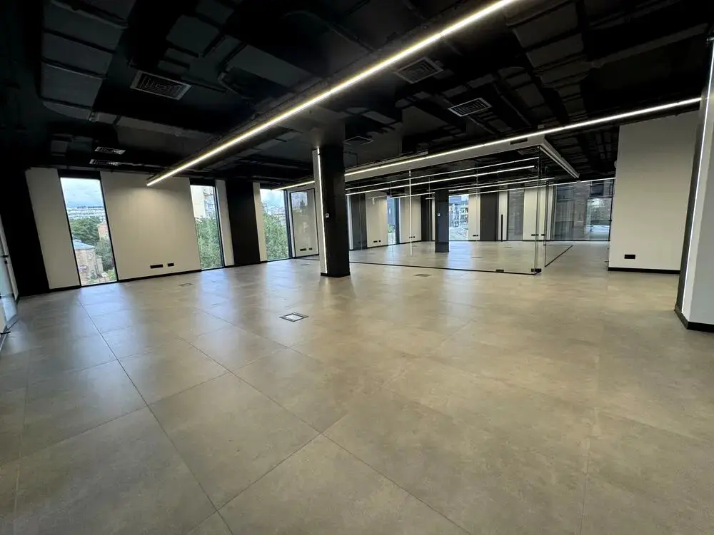 Фото Rent an office, Krasylivska Street 9 Kyiv for long-term rent, price: 290500 грн, code 3149