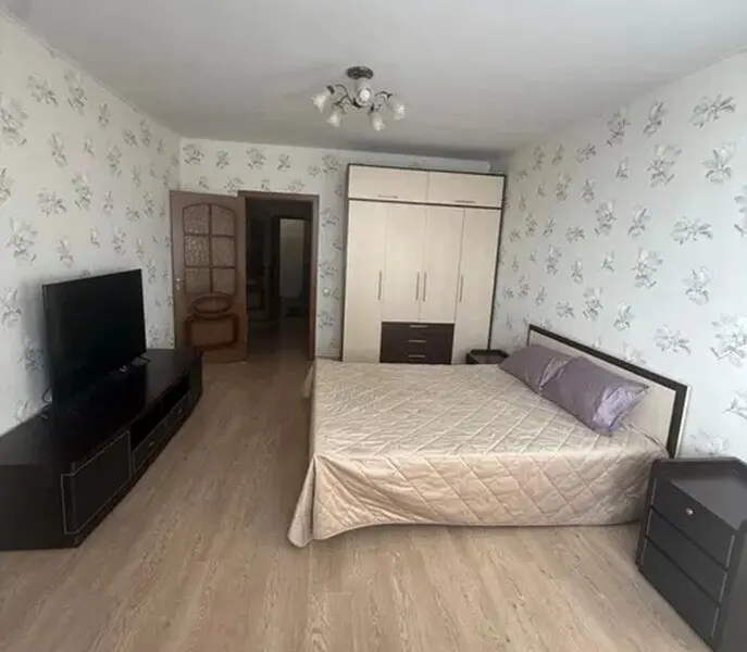 Фото Selling a 1-room apartment, 47 sq.m., Yuriia Shumskoho Street 3Г Kyiv, price: 114900 $, code 3151