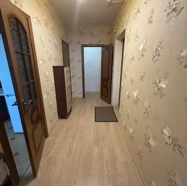 Фото Selling a 1-room apartment, 47 sq.m., Yuriia Shumskoho Street 3Г Kyiv, price: 114900 $, code 3151