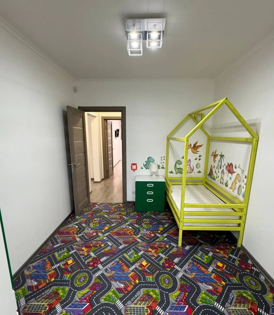 Фото Selling a 3-room apartment, 96 sq.m., Novokuznetska Street 57 Zaporizhzhia, price: 71000 $, code 3152