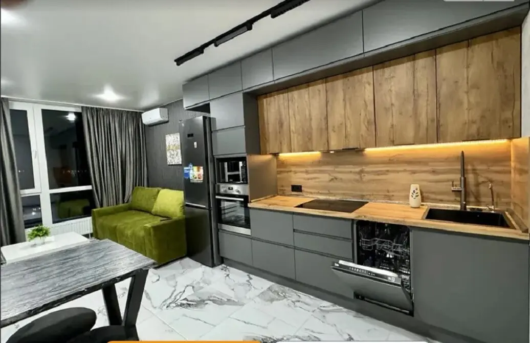 Фото Зняти 1 кімнатну квартиру, Причальна вул.  Київ в довгострокову оренду, ціна: 31600 грн, код 3155