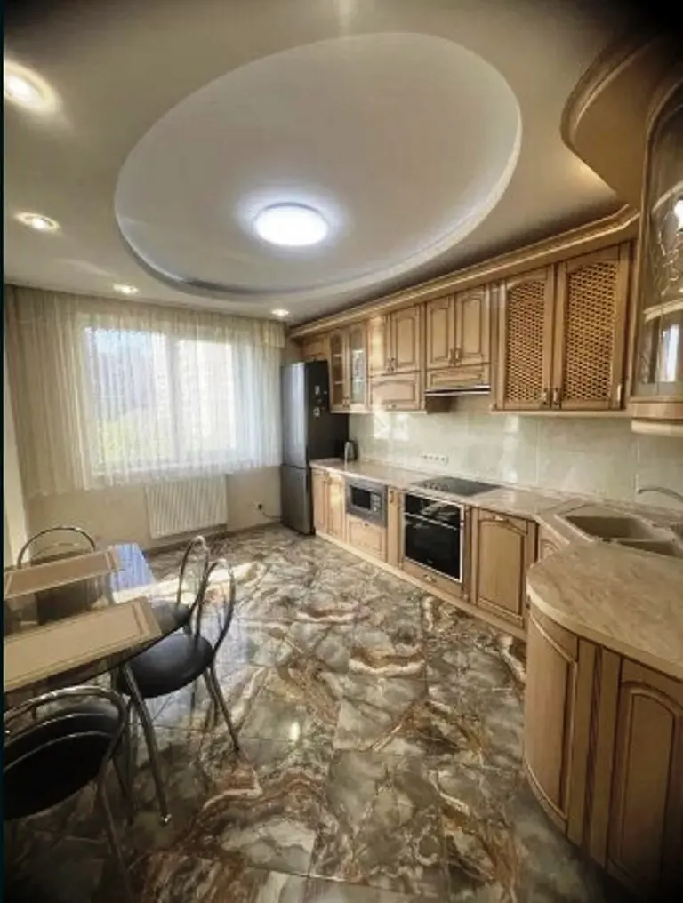 Фото Продаю 2-комнатную квартиру, 82 кв. м, Ревуцкого ул. 9 Киев, цена: 125000 $, код 3157